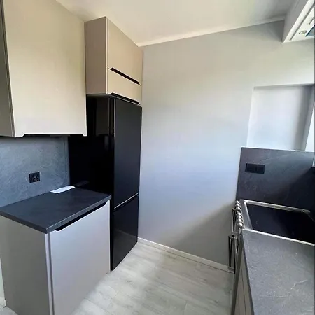 Sunny 3-room Appartement, Near National Stadium 아파트 바르샤바